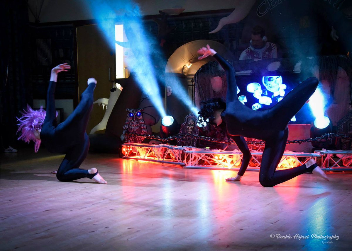 #HALLOWEEN2015 #dancersworld #dance #Halloween #halloweendance #halloweendressup #bookdancers #hiredancers #cabaret