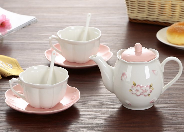 LifeApri's tweet image. #weekend #tea party？Get tea set ideas from aprilife.com🍓