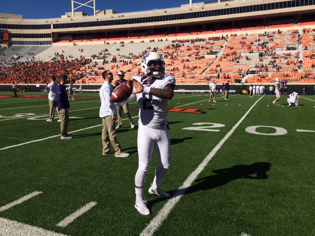 TCUFootball's tweet photo. Frogs on the field for warmups #BeatOSU https://t.co/srEx5AaqvU