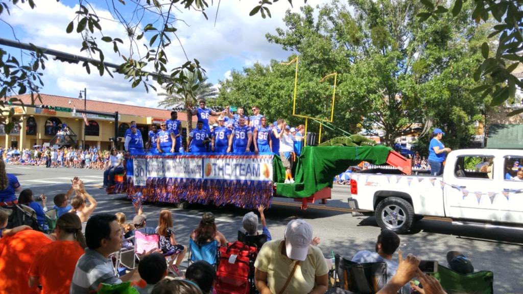 katote13's tweet photo. Go Gators! https://t.co/UdzUuuUptN