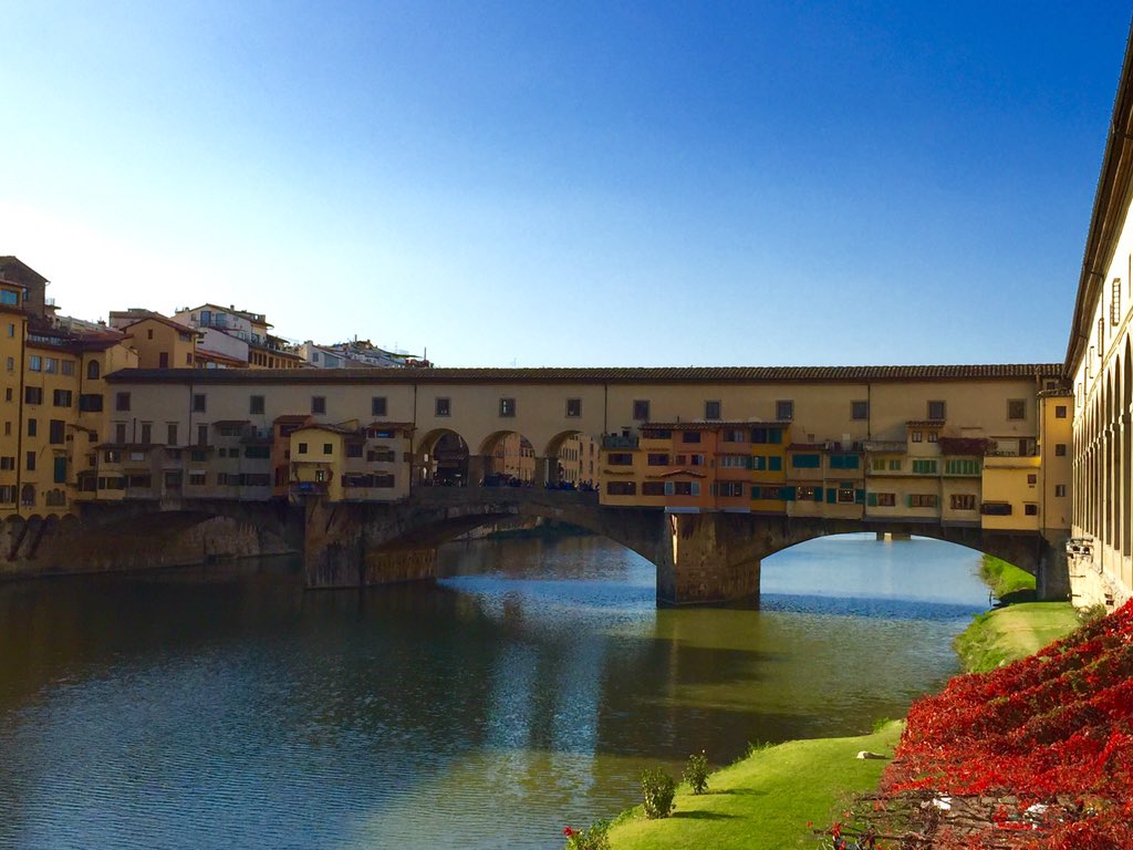 FedericaEsteve's tweet photo. Freedom in #Florence https://t.co/CfYHoLc3mI