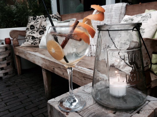 Dé herfst Gin&amp;Tonic! Cinnamon Cindy met Indian tonic van Fever-Tree, Bobby's Schiedam gin, sinaasappel en kaneel!