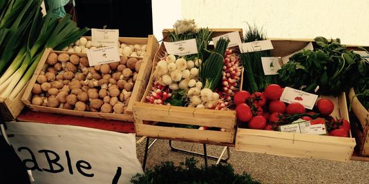 BaluchonEns's tweet photo. Wouah...Bel article sur @DinerBaluchon ds les colonnes du @lemondefr https://t.co/AkkWsukccV #ESS #Food #GPFS15 <3 https://t.co/wCtVLuAXcF