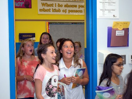 edutopia's tweet image. When these students walked into their #makerspace for the 1st time, they had a LOT to say: edut.io/Qu7HMn.