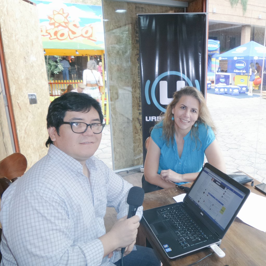 Urbana1069's tweet photo. Nos acompaña #LizCramer ex Ministra de Turismo @feriapaladar #TodosAlaMesa #UrbanaWeekend @sargusperez https://t.co/tNHVos3eKL