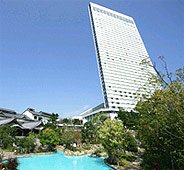 suteki_zyosh5b0's tweet photo. シェラトン・グランデ・オーシャンリゾート
ホテル、ゴルフ、温泉、スパ、宮崎料理、MICE…総合リゾート施設　フェニックス・シーガイア・リゾート
https://t.co/c2l1NbEncn https://t.co/7LPndGahHr