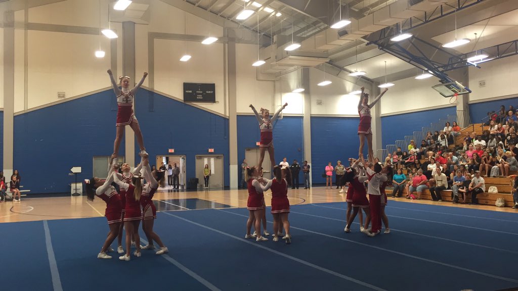 rianngoody26's tweet photo. You got this TMS!!!! YOU'RE ALL AWESOME!!! #cheeroc15 https://t.co/s7UB3rfa05