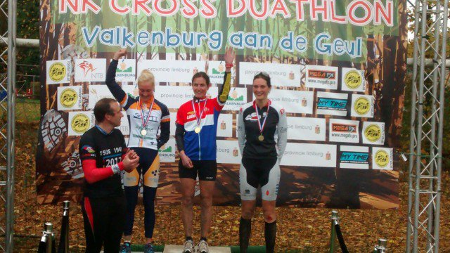 3athlon_NL's tweet photo. NK Cross duatlon Schotman en Golsteyn pakken laatste titels - https://t.co/amv0sOXDEK @frankschotman @MaudGolsteyn https://t.co/dmC7MFIpdC