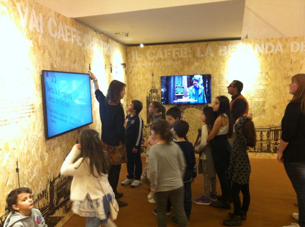 TSCOFFEECLUSTER's tweet photo. #Giocomondo porta i bambini tra i segreti del #caffè #TriesteCoffeeFestival #triestecapitaledelcaffe #Trieste https://t.co/11zP3CJy3u
