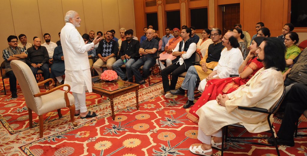 AnupamPKher's tweet image. Thank you EVERYONE all over d world for your love &amp;amp; support for #MarchForIndia.:) #MyIndiaMyPride #IndiaIsTolerant