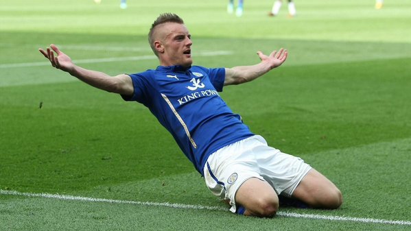 FootballFactly's tweet photo. Jamie Vardy has now scored in 9 consecutive Premier League games. Only 2nd player in PL history! https://t.co/V9iTHCnLzH