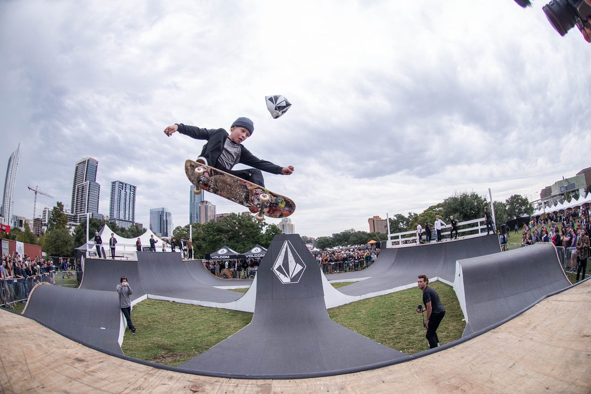 Volcom's tweet photo. CJ blasting on the #VolcomSuperCollider! See the full Day 1 recap at https://t.co/FRejSav0Iy https://t.co/ClnsUcWdRY