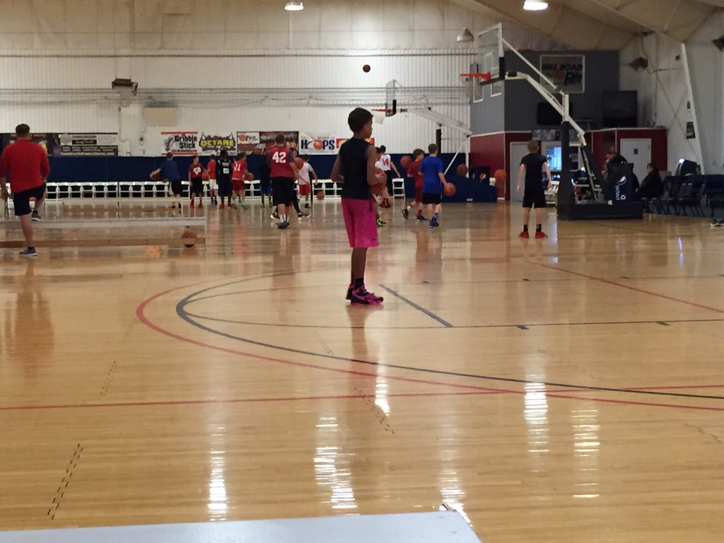 WinWithCoachJoe's tweet photo. @FlintFlight tryouts about to get started! $10 per player. #LetsGoFlight!! https://t.co/JN1likGuxe