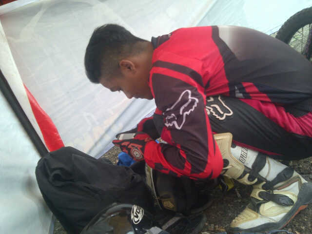 RDTWP's tweet photo. disela-sela anu, ya nyempetin anu dulu :p https://t.co/1yzODYEhNt
