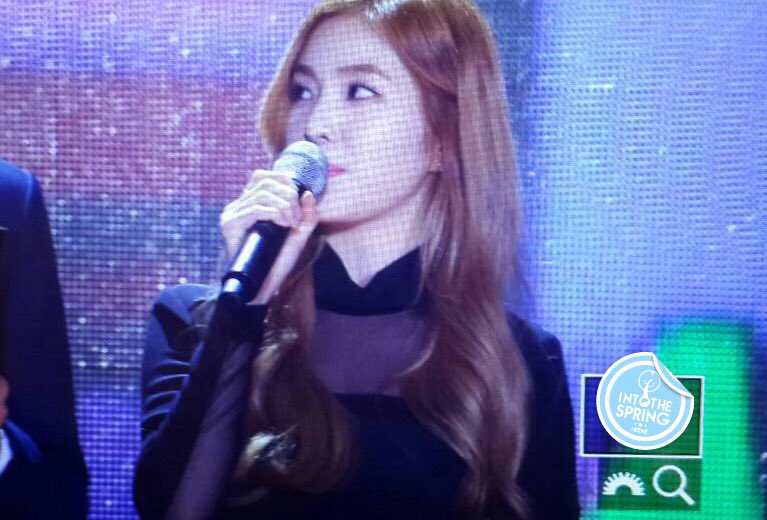 itspring_0329's tweet photo. 151107 #아이린 preview! 축하축하🎉 정말...예쁘다💖 #레드벨벳 https://t.co/ahTmcygrNZ