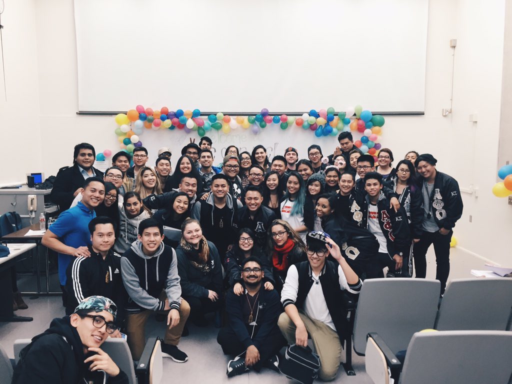 _apoks's tweet photo. Kappa Sig rolling 50 members deep at Mu Zeta's IC Open Mic last night! #apoks #AlphaPhiOmega https://t.co/0S5iFJBcmc