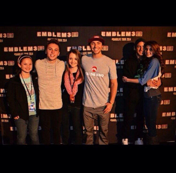 tylerh5309's tweet photo. #ThrowinBackE3 .. Been my wallpaper for two years. Y'all r gonna do big things . Imma be #ForeverAnEmblem . Much β€οΈ https://t.co/F9LMK7zj3E