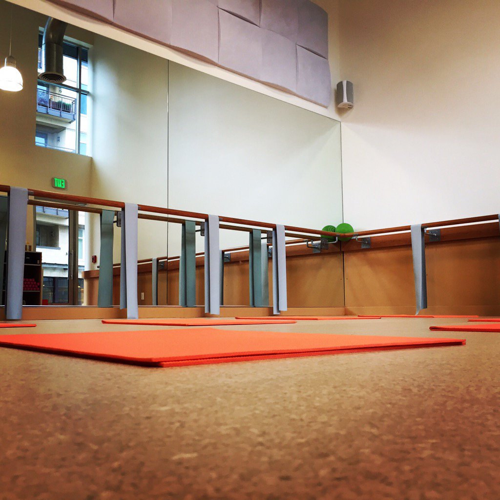 CamdenFinney's tweet image. Love starting my Saturday with Dailey Barre and Dailey Interval workouts! #DaileyMethod #BurnBrightDailey