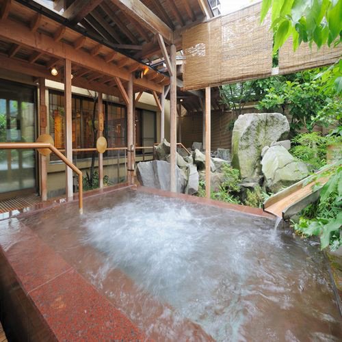 amiumr96's tweet photo. 越後湯沢温泉　湯沢グランドホテル＜新潟県＞
越後湯沢エリア旅館部門売上１位☆クチコミ４．５９の庭園風露天風呂が人気の秘訣！駅近２分の人気宿♪
https://t.co/a8VXvRWjtN https://t.co/6DgRTQ6HBa