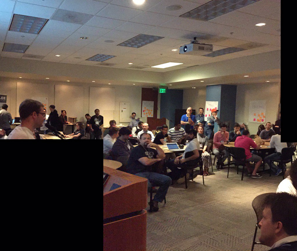 jen_bonnett's tweet image. Full house for checkin! #fintechhack