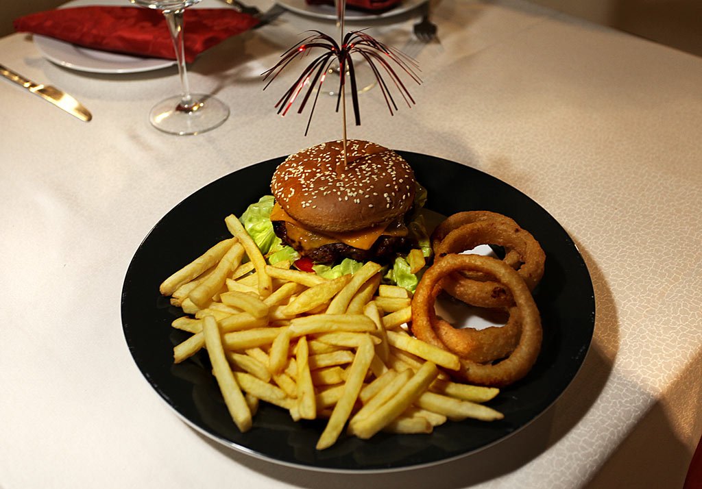 IlLocaletto's tweet photo. Solo alcuni dei nostri piatti...gli altri veniteli a scoprire voi!
  @CucinareCreare @latavolafelice #Mangia #eat https://t.co/5u9IO25NKV