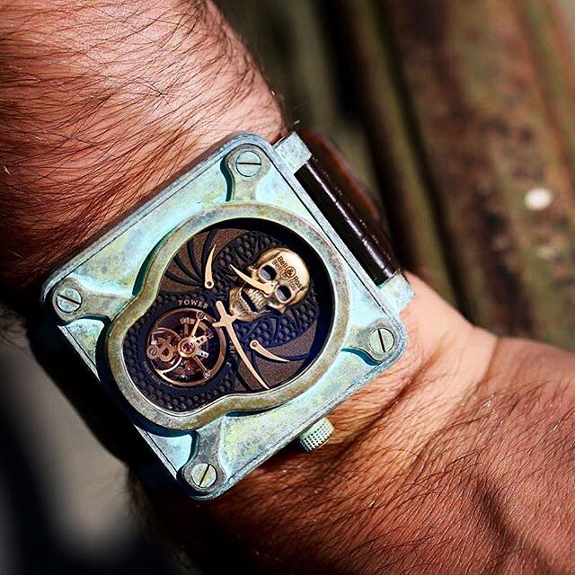 BR 01 SKULL BRONZE TOURBILLON has been 