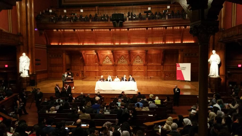 zainebalattar's tweet photo. #HarvardArabWeekend #BuildingBridges #Diplomacy #NegotiatingAcrossBarriers https://t.co/W3uHeyGwlx