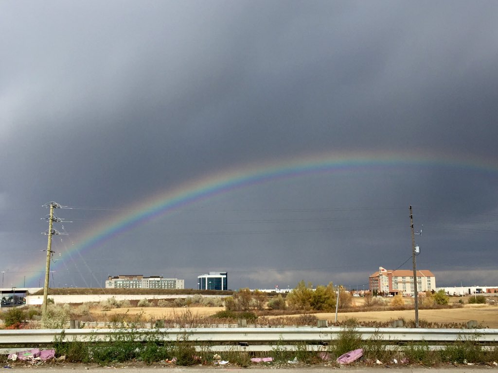 jennt87's tweet photo. Driving home from #LProof15 God sent us a reminder of his promises and blessings @BethMooreLPM @LifeWayWomen https://t.co/7YL9jy2iQ5