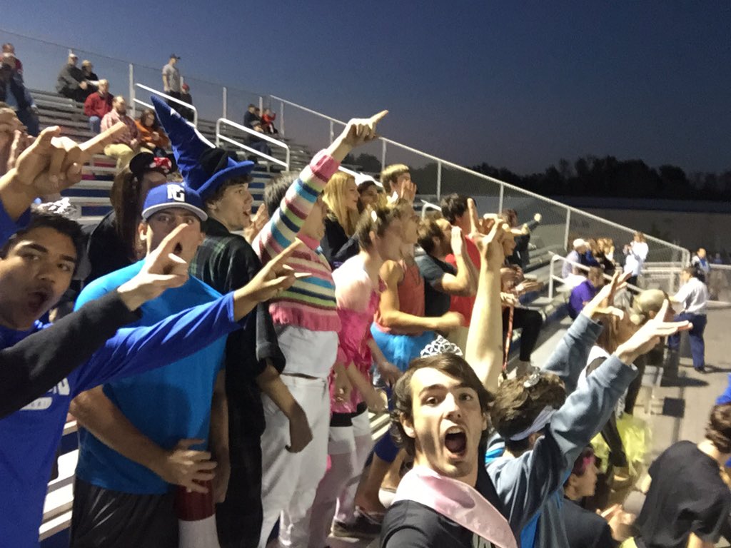 samc313's tweet photo. Last home game with Blue Nation last night. Love every single one of you guys. 🐯🏈 https://t.co/SnJGIszE3w