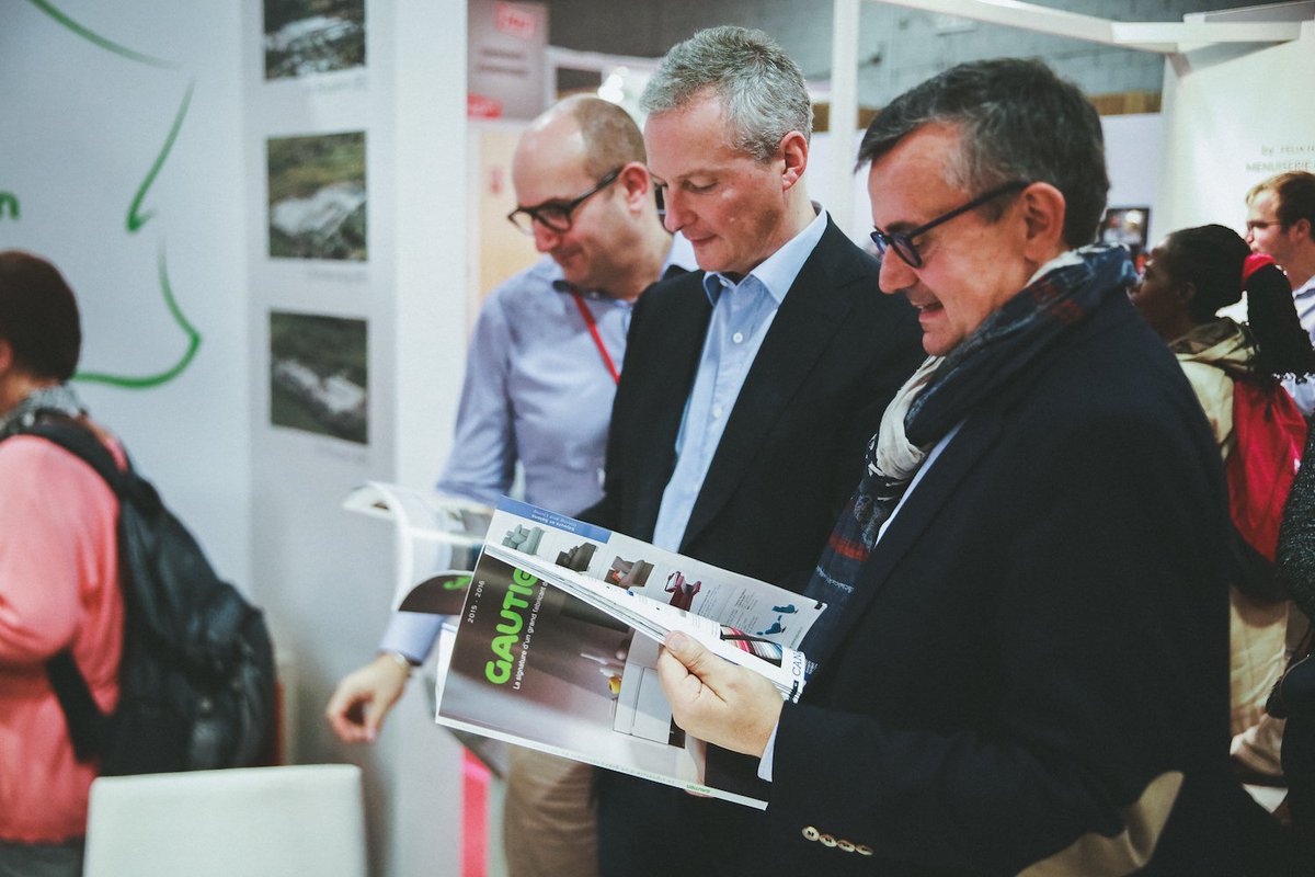 Avec Bruno Le Maire (@avecblm) on Twitter photo .<a href="/BrunoLeMaire/">Bruno Le Maire</a> soutient le #MadeinFrance : belles découvertes 🇫🇷 cet après-midi avec @YVesJego au <a href="/MIF_Expo/">MIF Expo - Le Salon du Made in France</a> ! .<a href="/BrunoLeMaire/">Bruno Le Maire</a> soutient le #MadeinFrance : belles découvertes 🇫🇷 cet après-midi avec @YVesJego au <a href="/MIF_Expo/">MIF Expo - Le Salon du Made in France</a> !