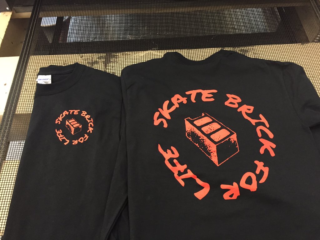 Bricksk8co's tweet photo. New brick long sleeves $25 hit us up on DM or contact info on ig bio https://t.co/aQM74BzSal