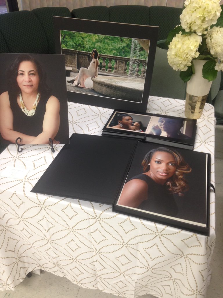 MsRDione's tweet photo. Quick PoP-Up Display because the touch and feel of prints tells a different story! #RDioneFoto  #PrintYourPhotos https://t.co/8LUAxBqnCp