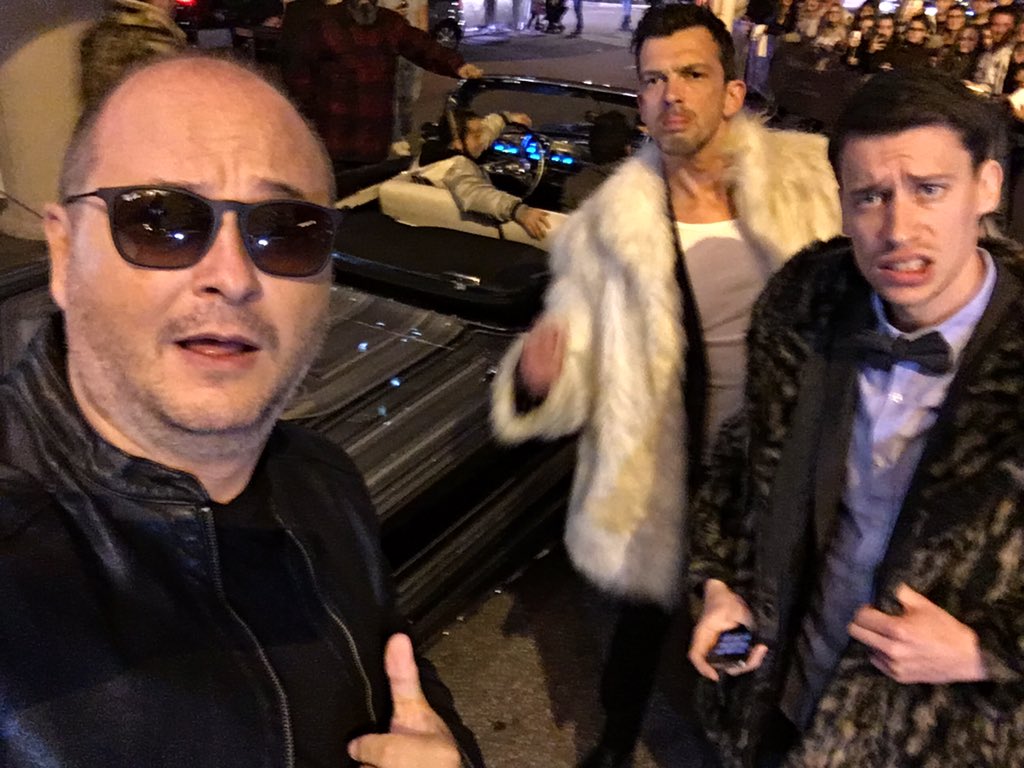 cauetofficiel's tweet image. Enorme la voiture