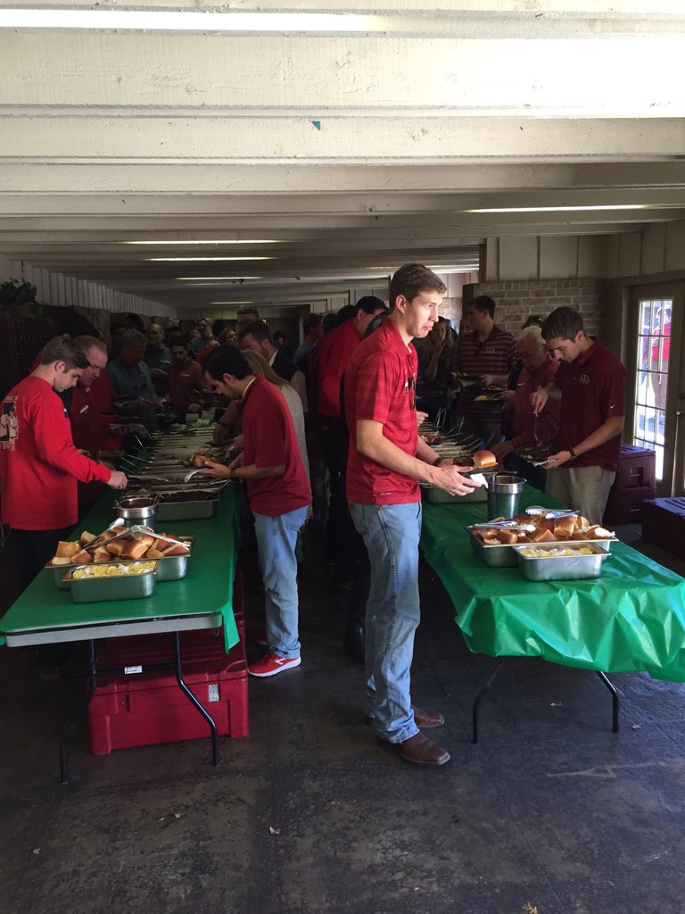 Great turn out for the 2015 Dad's Day BBQ!