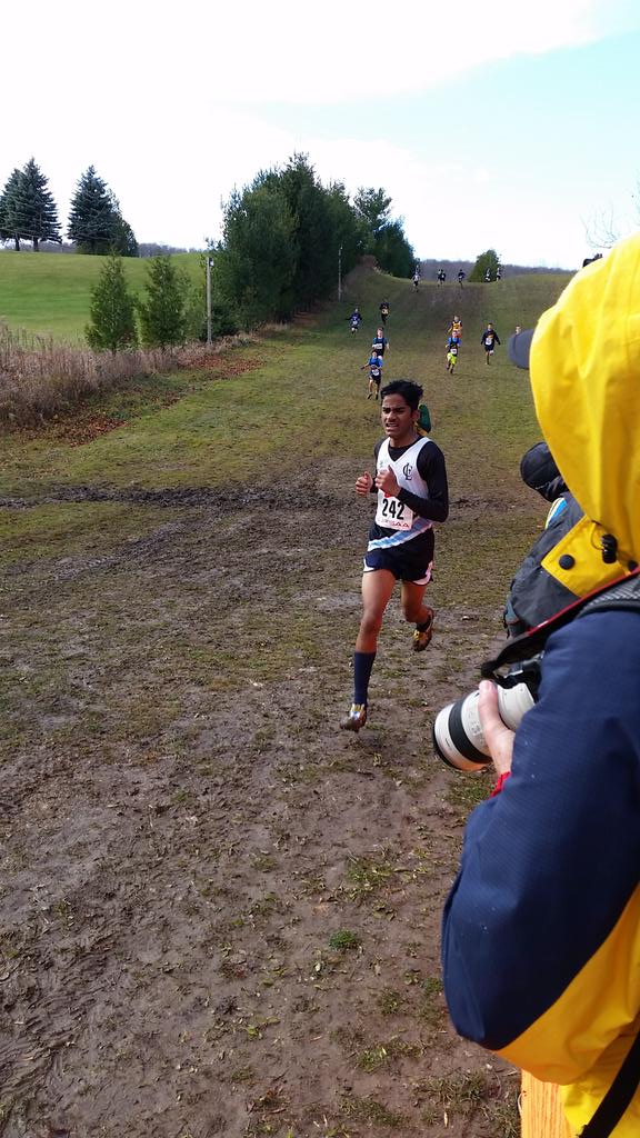LegerRun's tweet image. The leger midget boys teams recking it out there on the ofsaa xc course 🏃🔥💪@OFSAAXC @CardinalLegerSS