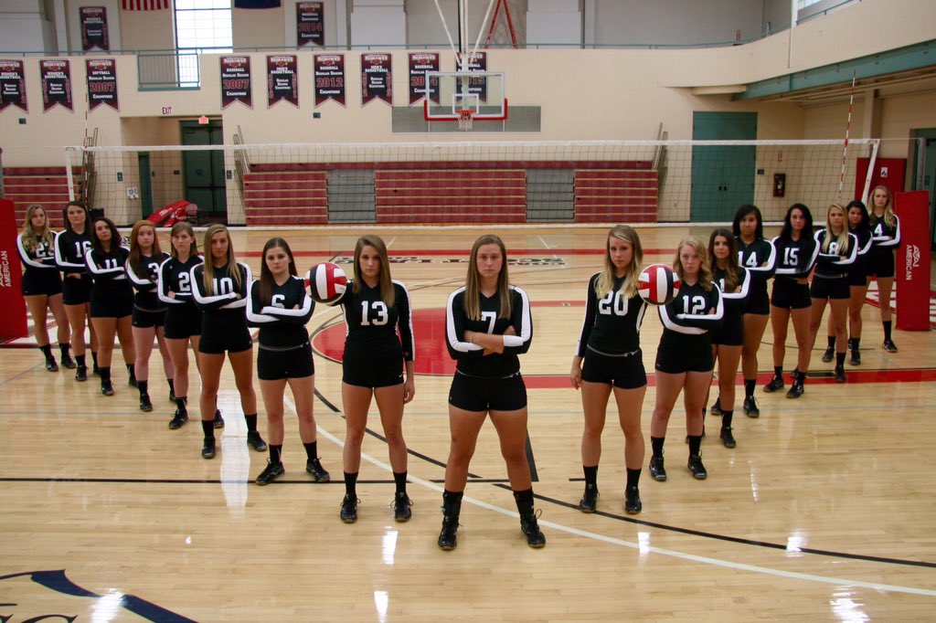 _LRCVB's tweet image. Thank you ladies for an amazing season❤️ #lrcvb #squadgoals