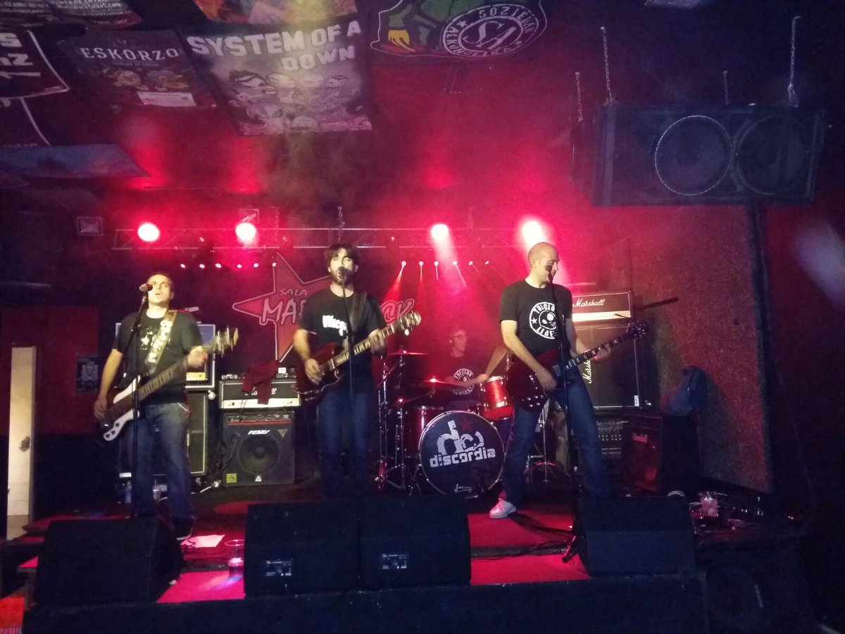 Cómo siempre, va por vosotros!  Gracias <a href="/salamarearock/">Sala Marearock</a> <a href="/Discordia_rock/">Discordia</a> <a href="/loscontranatura/">Contranatura</a>