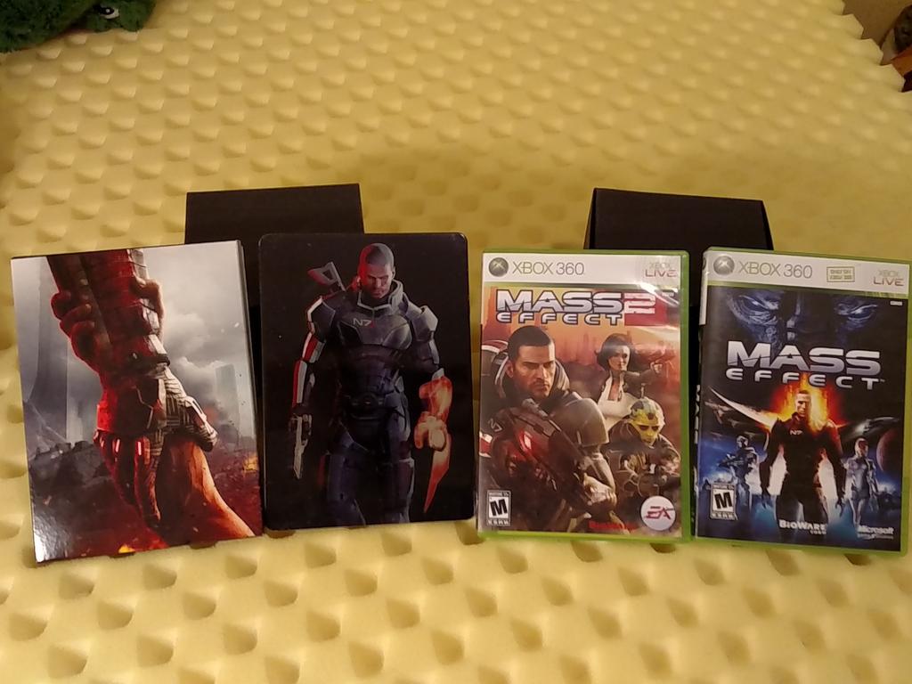 NeonCrash's tweet photo. @masseffect @Xbox The most immersive universe I have ever played! Here's hoping the adventure never ends! #N7Day https://t.co/x7hnjgzACB