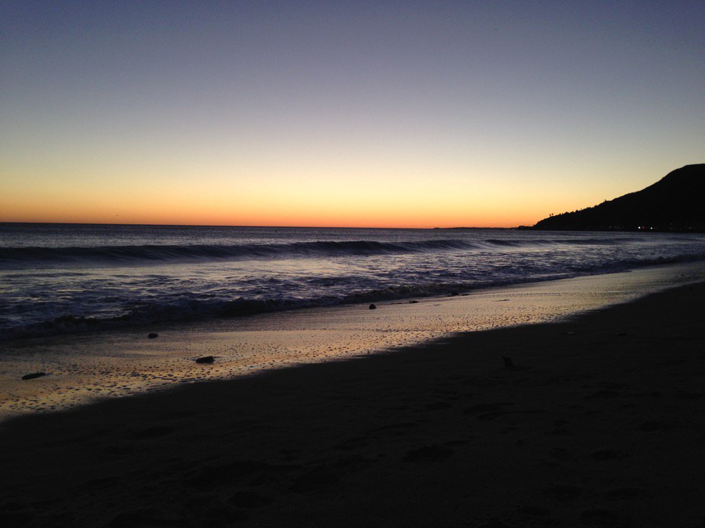 asabfb's tweet photo. I don't usually take pictures of sunsets. But this one was an exception https://t.co/eJEpTeniie