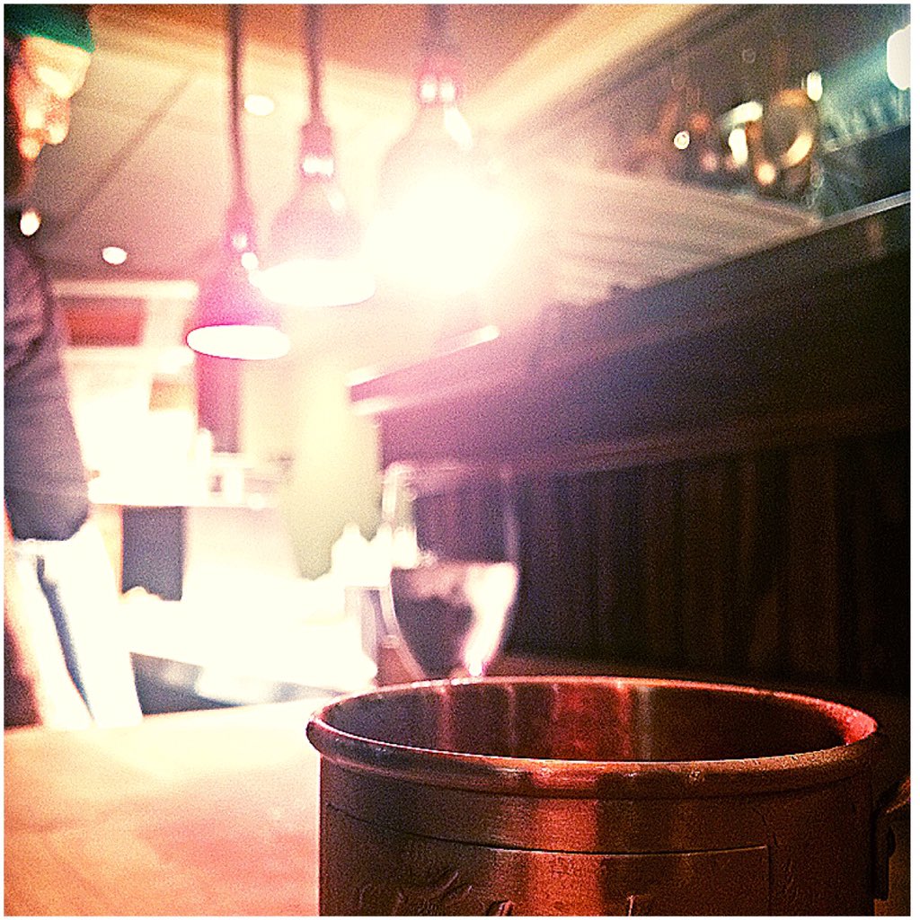 KaraSewellTV's tweet photo. Dropped in @RedFeatherCincy & sat at the chef's table. Great dinner & a show! #unexpectedrewards https://t.co/k2Qp5homBT