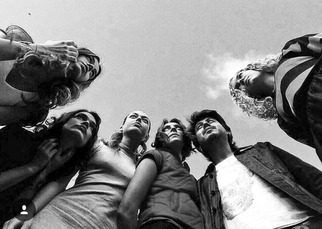 TKYfan's tweet photo. @tky özledik..❤ #TatliKucukYalancilar #TatliKuecuekYalancilar  #TatlıKücükYalancılar @movier1511 @usman_elif https://t.co/KD8om1Bqn9