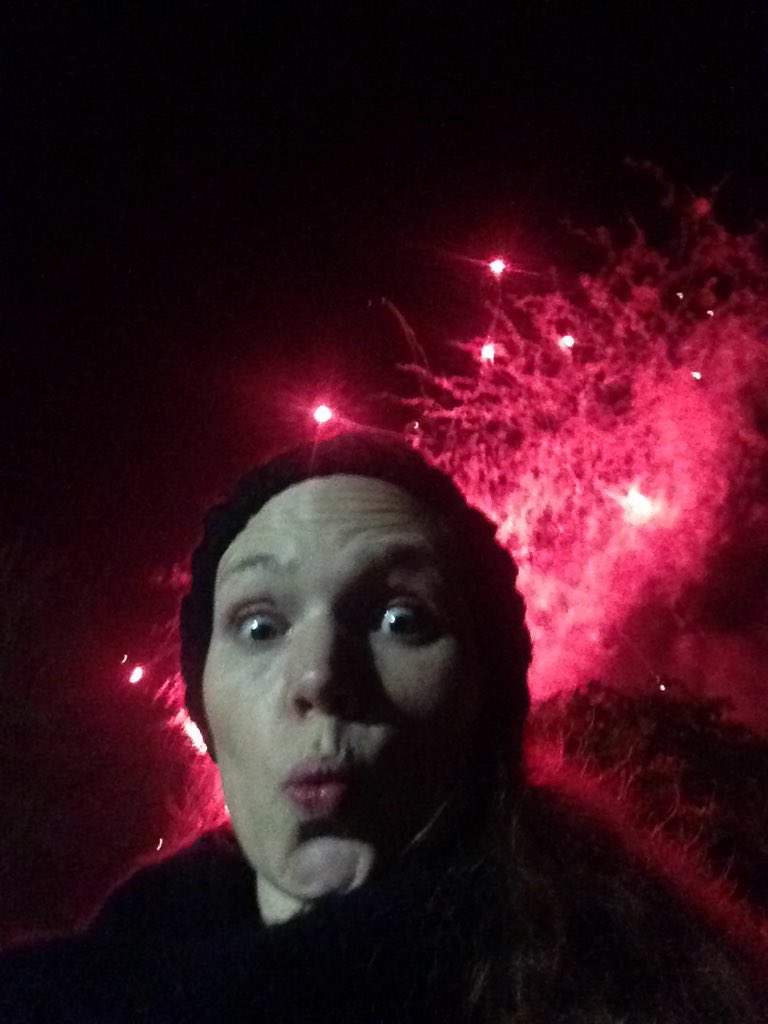 Emma86834331's tweet photo. #bfd2015 can't watch fireworks, epilepsy, still managed a non watching selfie!! https://t.co/xWm7xSIFcJ
