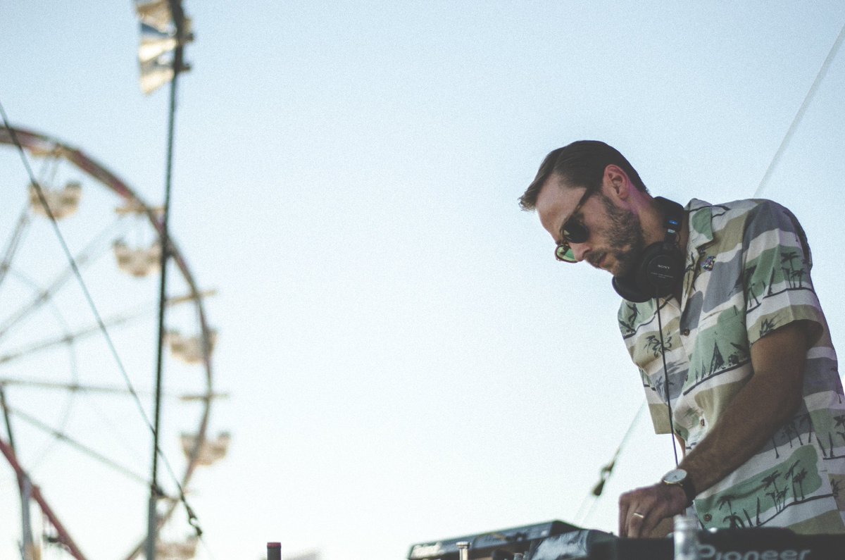 HitCityUSA's tweet photo. #HitCityDJs on the Hit City U.S.A Stage at @tbdfest 9/20/15, see the full photo set here — https://t.co/jQyKg8PMp3 https://t.co/kbbef4YwtA