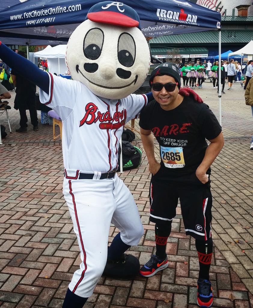 KYURTriumphants's tweet photo. Stronglegrun @turnerfieldstadium #atlantabraves #stronglegsrun #race #5k #childrenhealthcareofatlanta #keepmoving https://t.co/nkAtYLmDye