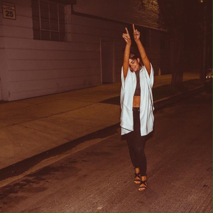 "We can go all night, so don't be shy I'm about blow your mind C'mon baby" ✨💫🌟🎶❤️