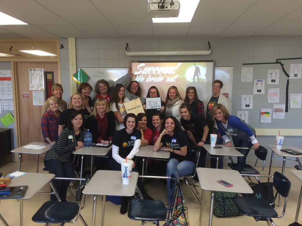 ETMSTaylor's tweet photo. #edcampkc Congrats to our record breakers--session four #breakoutEDU https://t.co/QGqT78GzoC