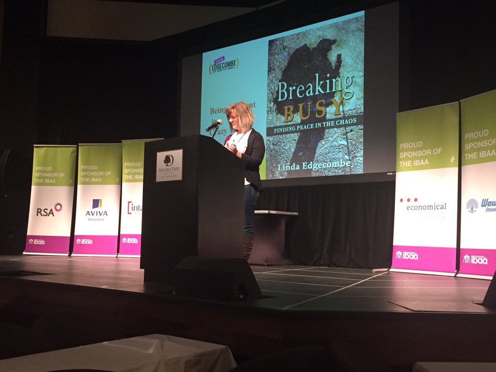 PYIB's tweet photo. PYIB President Jody Lohr introducing our keynote speaker Linda Edgecombe #fallconference2015 @IBAA1 @jodylohr7 https://t.co/MpzMw7k5lk