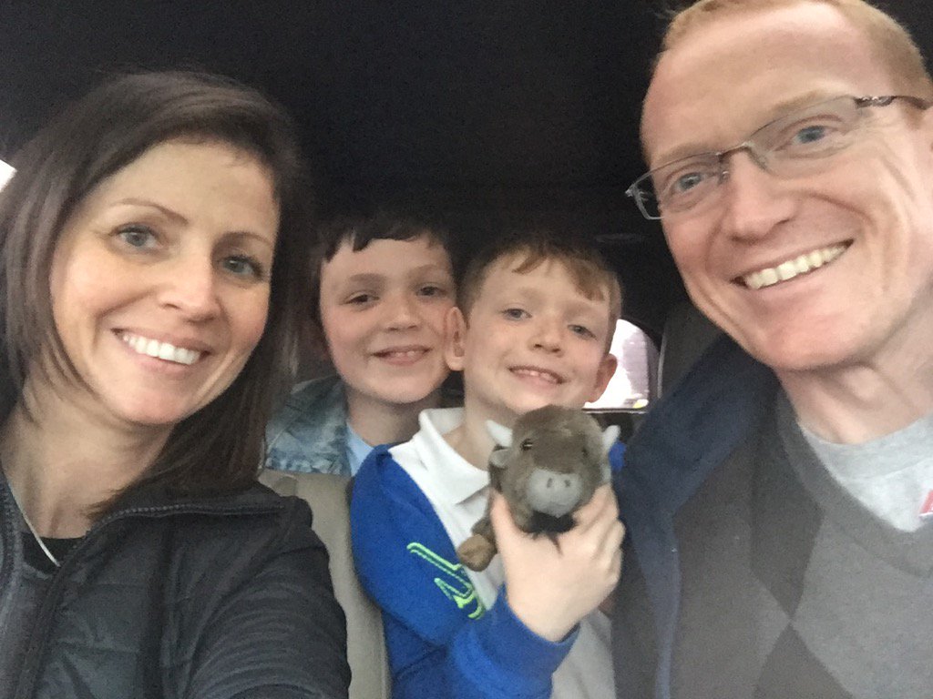 kelaylward's tweet photo. #NationalBisonDay #beardsforbison @VoteBison w the fam https://t.co/y26A4lZnLr