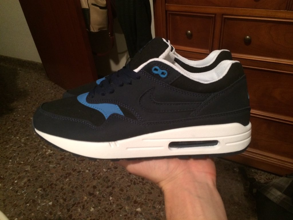 chusi2090's tweet photo. @airmaxyropa https://t.co/MmLfJa8ZzS