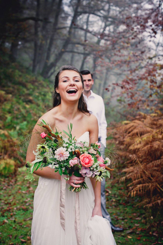 Look at this bouquet... Need I say more!!! #talent #weddingphotography @firenzaflowers